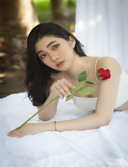 老师洗澡让我进去桶她_5G影院永久免费_最美情侣高清韩剧免费观看